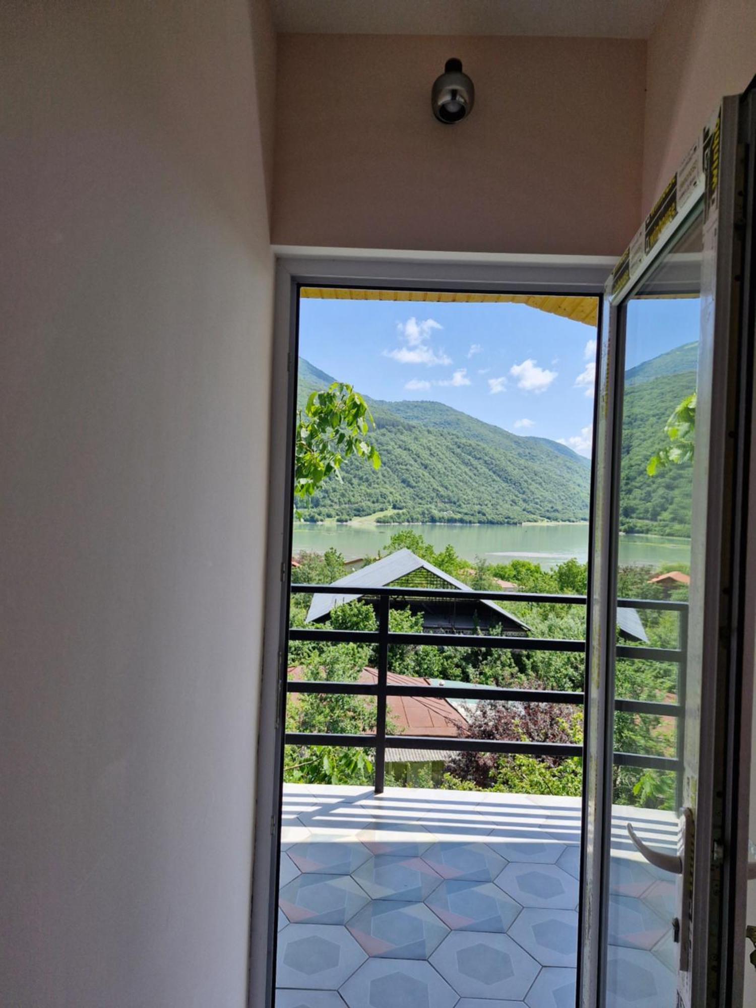 Ananuri Veranda- Hotel Guest House Екстер'єр фото